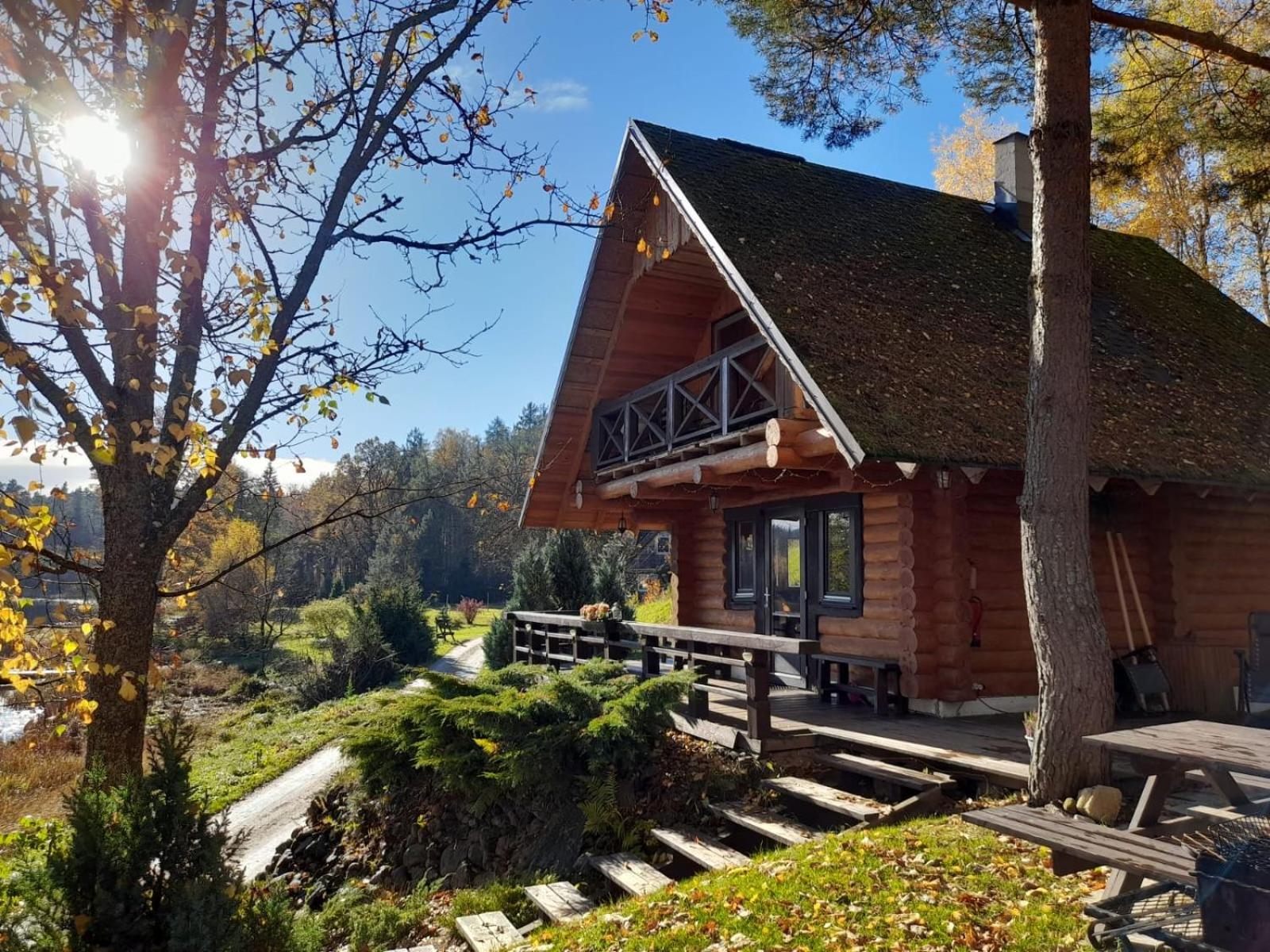 Villa Ezerkalni Raiskums Exterior foto